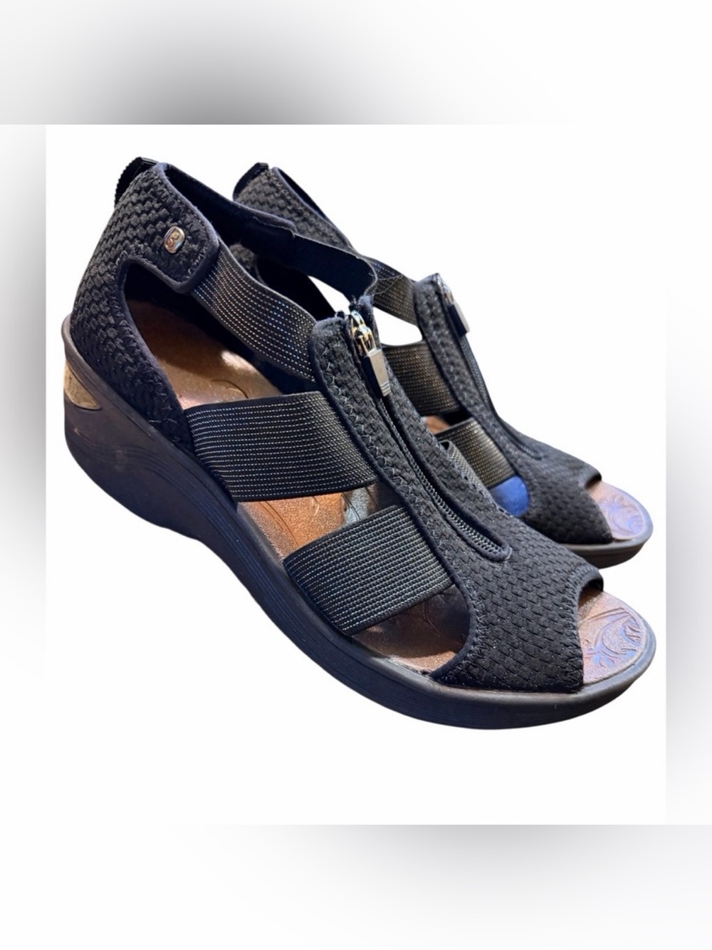 BZees "Duet" Cloud Technology Wedge Sandals in Black - Size 10